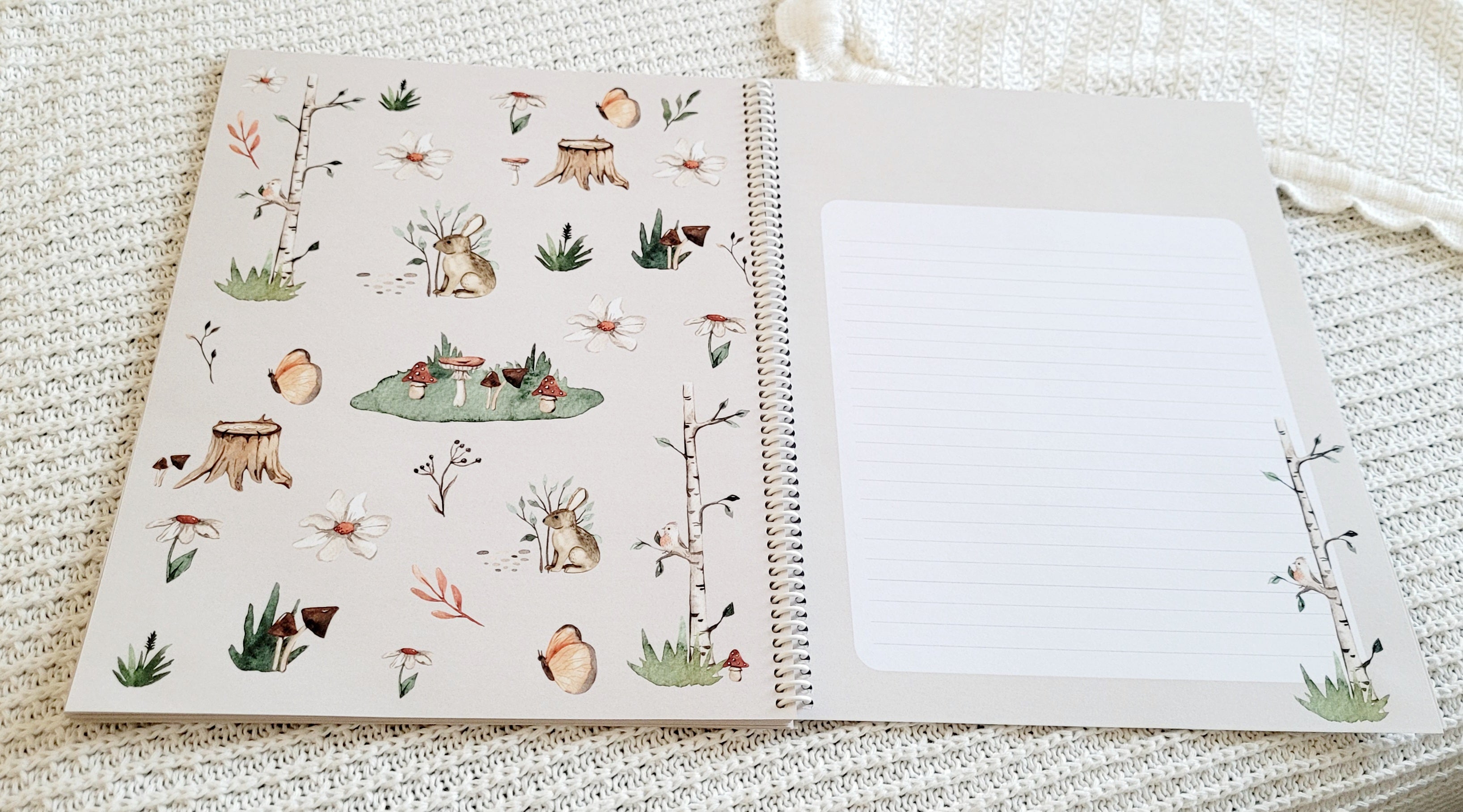 Livre de grossesse et naissance À DISQUES - Fleurs & champignons